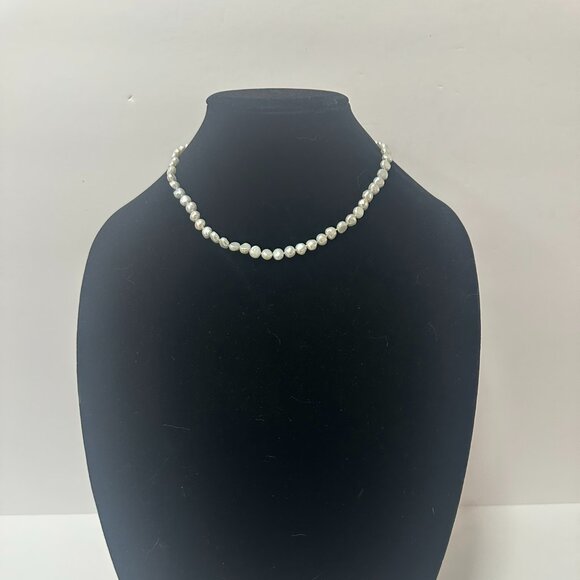 Jewelry - Imitation Pearl Necklace